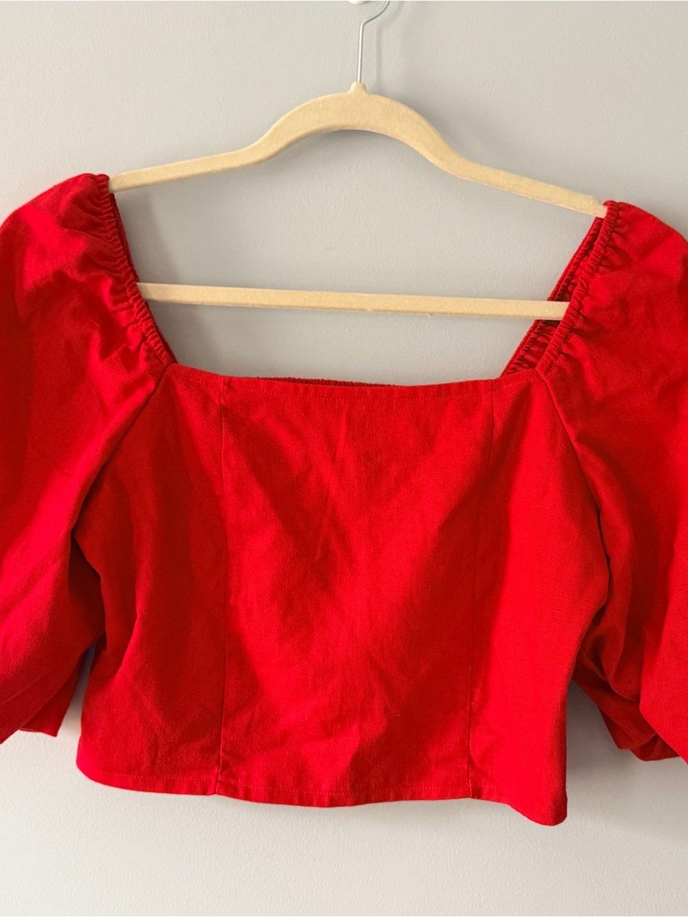 Francesca's Collections Red Puff Sleeve Square-Neck Crop Top